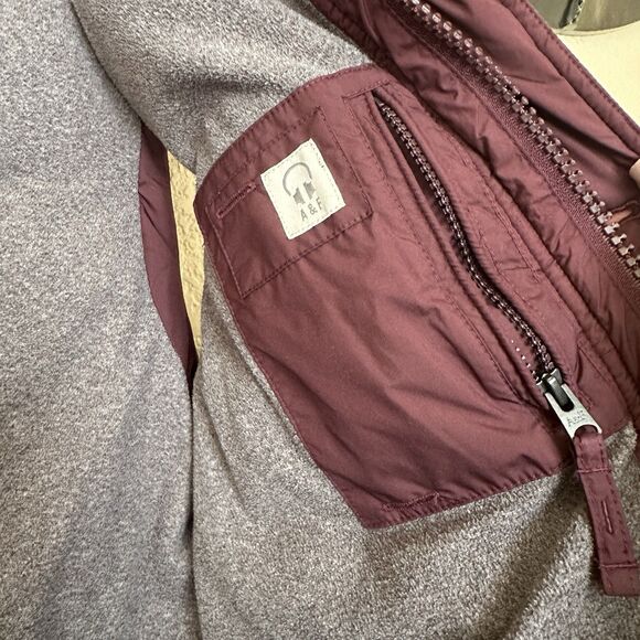Abercrombie Fitch Puffer Vest Men Small Fleece Quilted Lined Button Zip Y2K 00s - Picture 8 of 10